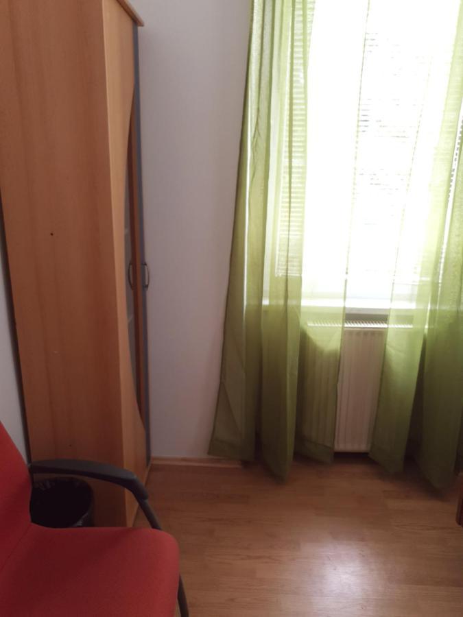 Guesthouse Osvald Zirovnica Exterior photo